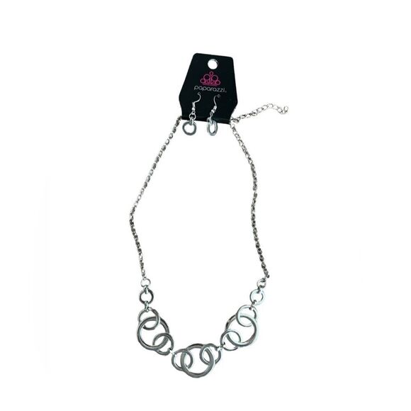 NWT PAPARAZZI Necklace & earrings set - Picture 1 of 3